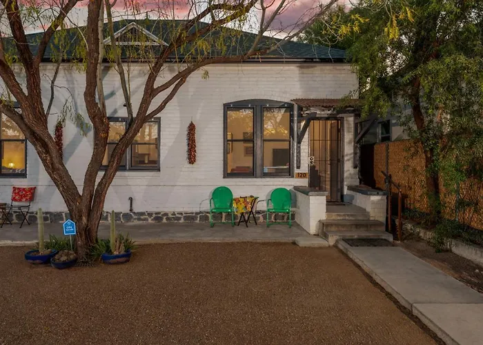 Charming And Cozy, 1 Bedroom 1 Ba , Historic Duplex * Tucson